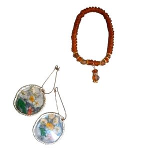 New Handcrafted Resin and Wildflower Dangle Earrings and Beaded Bracelet